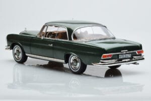 Mercedes 250 SE Coupe W111 Zelena Metalik Omejena Izdaja Norev 1:18 183764 Kovina – slika 6 od 7