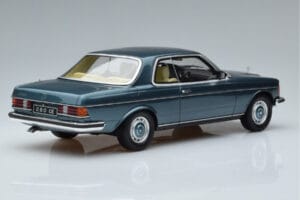 Mercedes 280 CE C123 Modra Otto 1:18 OT627 Smola – slika 2 od 6