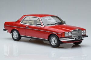 Mercedes 280 CE C123 Rdeč Otto 1:18 OT145 Smola – slika 4 od 6