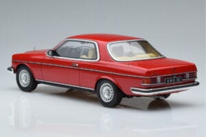 Mercedes 280 CE C123 Rdeč Otto 1:18 OT145 Smola – slika 5 od 6