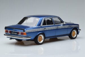 Mercedes 280 E AMG W123 Modra Otto 1:18 OT221 Smola – slika 2 od 6