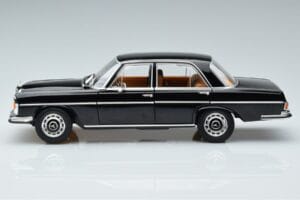Mercedes 280 SE W108 Črn Norev 1:18 183762 Kovina – slika 4 od 7