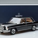 Mercedes 280 SE W108 Črn Norev 1:18 183762 Kovina - image 7 of 7
