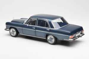 Mercedes 280 SE W108 Temnomodra Metalik Norev 1:18 183534 Kovina – slika 7 od 8