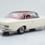 Mercedes 280 SE W108 Bela AUTOart 1:18 - image 4 of 8