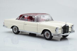 Mercedes 280 SE W108 Bela AUTOart 1:18 76287 Kovina – slika 6 od 8