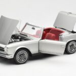Mercedes 280 SL W113 Pagoda Srebrna Schuco 1:18 - image 2 of 8