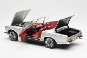 Mercedes 280 SL W113 Pagoda Srebrna Schuco 1:18 450035000 Kovina – slika 5 od 8