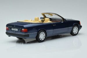 Mercedes 300 CE-24 A124 Kabriolet Nautical Moder Omejena Izdaja Norev 1:18 183879 Kovina – slika 3 od 7