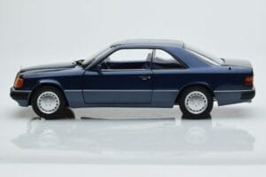 Mercedes 300 CE-24 C124 Coupe Nautical Moder Omejena Izdaja Norev 1:18 183882 Kovina – slika 4 od 7