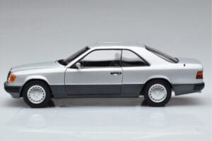 Mercedes 300 CE-24 C124 Coupe Srebrn Norev 1:18 183880 Kovina – slika 4 od 7