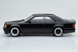 Mercedes 300 CE C124 AMG The Hammer Črn Otto 1:18 OT209 Smola – slika 3 od 6