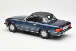 Mercedes 300 SL R107 Pomorska Modra Norev 1:18 183466 Kovina – slika 7 od 8