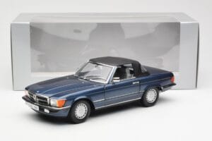 Mercedes 300 SL R107 Pomorska Modra Norev 1:18 183466 Kovina – slika 8 od 8