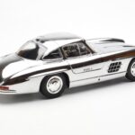 Mercedes 300 SL W198 Krom Minichamps 1:18 - image 3 of 8
