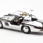 Mercedes 300 SL W198 Krom Minichamps 1:18 - image 5 of 8