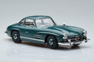 Mercedes 300 SL W198 Gullwing Zelen Norev 1:18 183851 Kovina – slika 5 od 7