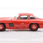 Mercedes 300 SL W198 Gullwing Rdeč Minichamps 1:18 - image 4 of 8