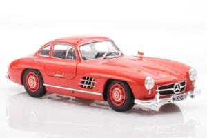 Mercedes 300 SL W198 Gullwing Rdeč Minichamps 1:18 110037211 Kovina – slika 6 od 8