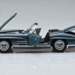 Mercedes 300 SL W198 Roadster Moder Norev 1:18 - image 4 of 9
