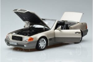Mercedes 500 SL R129 Smoke Srebrna Norev 1:18 183719 Kovina – slika 2 od 7
