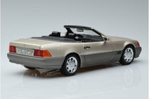 Mercedes 500 SL R129 Smoke Srebrna Norev 1:18 183719 Kovina – slika 3 od 7