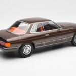 Mercedes 500 SLC C107 Rjav KK-Scale 1:18 - image 2 of 6