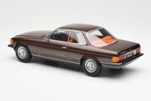 Mercedes 500 SLC C107 Rjav KK-Scale 1:18 180851 Kovina – slika 5 od 6