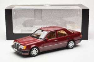 Mercedes 500E W124 Rdeč Metallic Dealerska Izdaja Norev 1:18 B66040699 Kovina – slika 8 od 8