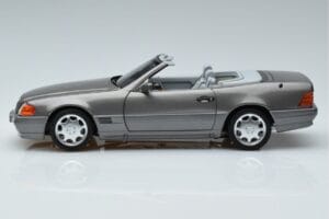 Mercedes 500 SL R129 Siva Metalik Norev 1:18 183715 Kovina – slika 4 od 7