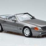 Mercedes 500 SL R129 Siva Metalik Norev 1:18 183715 Kovina - image 5 of 7