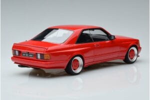 Mercedes 560 SEC W126 Widebody Rdeč Otto 1:18 OT995 Smola – slika 2 od 6