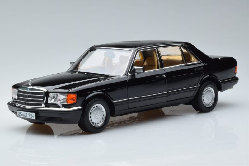 Mercedes 560 SEL W126 Črn Norev 1:18 183793 Kovina