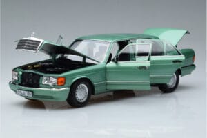 Mercedes 560 SEL W126 Svetlo Zelena Norev 1:18 183469 Kovina – slika 2 od 7