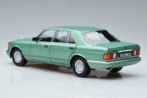 Mercedes 560 SEL W126 Svetlo Zelena Norev 1:18 183469 Kovina – slika 6 od 7