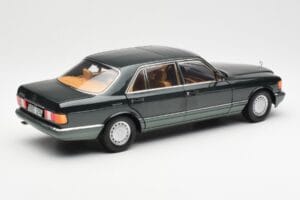Mercedes 560 SEL W126 Night Zelen Metalik Dealer Edition Norev 1:18 B66040626 Kovina – slika 3 od 8