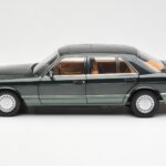 Mercedes 560 SEL W126 Night Zelen Metalik Dealer Edition Norev 1:18 - image 4 of 8
