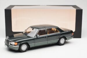 Mercedes 560 SEL W126 Night Zelen Metalik Dealer Edition Norev 1:18 B66040626 Kovina – slika 8 od 8