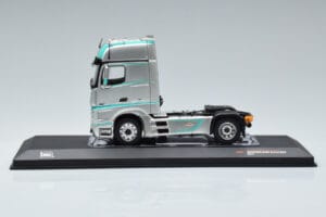 Mercedes Actros MP4 Racing Edition IXO 1:43 TR091 Kovina – slika 3 od 6