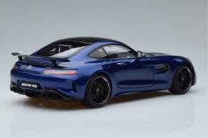 Mercedes AMG GT R C190 Briljantno Modra AUTOart 1:18 76334 Kovina – slika 3 od 7