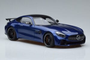 Mercedes AMG GT R C190 Briljantno Modra AUTOart 1:18 76334 Kovina – slika 5 od 7