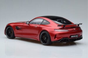 Mercedes AMG GT R C190 Kardinalno Rdeča AUTOart 1:18 76331 Kovina – slika 6 od 7
