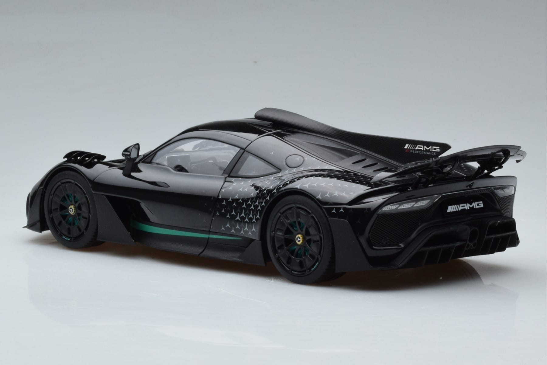 Mercedes AMG One Črn NZG 1:18 B66961042 Kovina – slika 8 od 9