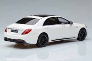 Mercedes AMG S63 W222 Diamond Bel GT Spirit 1:18 B66965714 Smola – slika 2 od 6