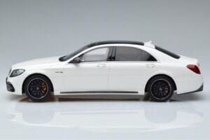 Mercedes AMG S63 W222 Diamond Bel GT Spirit 1:18 B66965714 Smola – slika 3 od 6