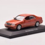Mercedes C-Class W202 C220 Oranžen Metalik Dealer Edition Minichamps 1:43 - image 2 of 4