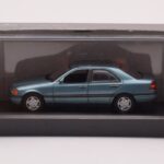 Mercedes C-Class W202 C220 Petrol Metalik Minichamps 1:43 - image 3 of 3