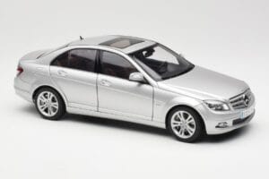 Mercedes C-Class W204 Avantgarde Srebrn AUTOart 1:18 B66962368 Kovina – slika 6 od 8