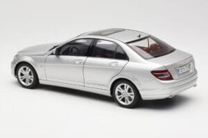 Mercedes C-Class W204 Avantgarde Srebrn AUTOart 1:18 B66962368 Kovina – slika 7 od 8