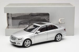 Mercedes C-Class W204 Avantgarde Srebrn AUTOart 1:18 B66962368 Kovina – slika 8 od 8